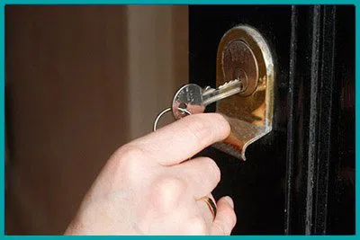 Top Locksmith Services Irvine, CA 949-705-4066 - 7-door-unlock